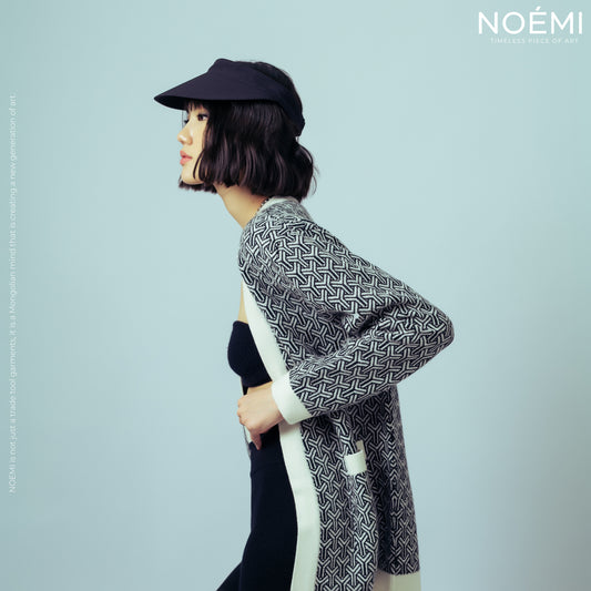 Oversize V-Neck Cardigan