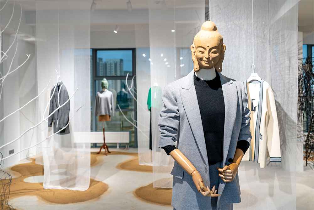 A new brand of attraction - NOÉMI